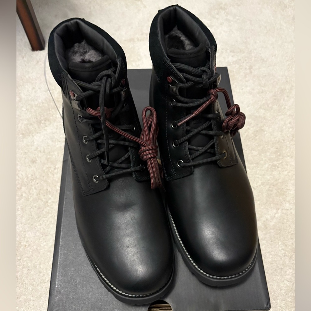 UGG Black Leather Seton Lace-Up Boots 12